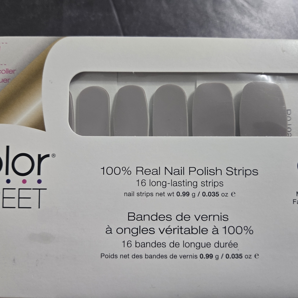 Color Street Nail Polish Strips - Amazing Greige